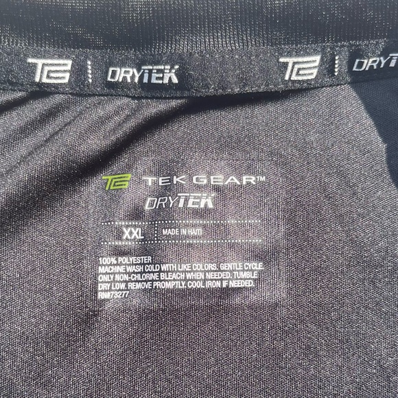 Tek Gear Black Short Sleeve Tee - Picture 3 of 4